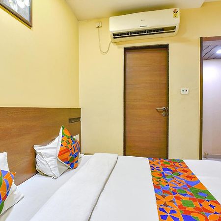 Fabhotel Rb Residency 수라트 외부 사진