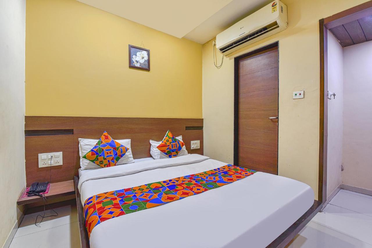 Fabhotel Rb Residency 수라트 외부 사진