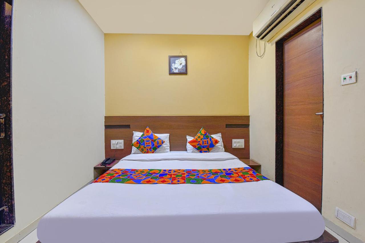 Fabhotel Rb Residency 수라트 외부 사진